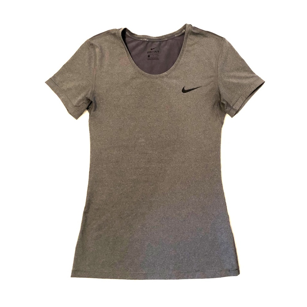 Nike Pro t-shirt. 11/10 condition